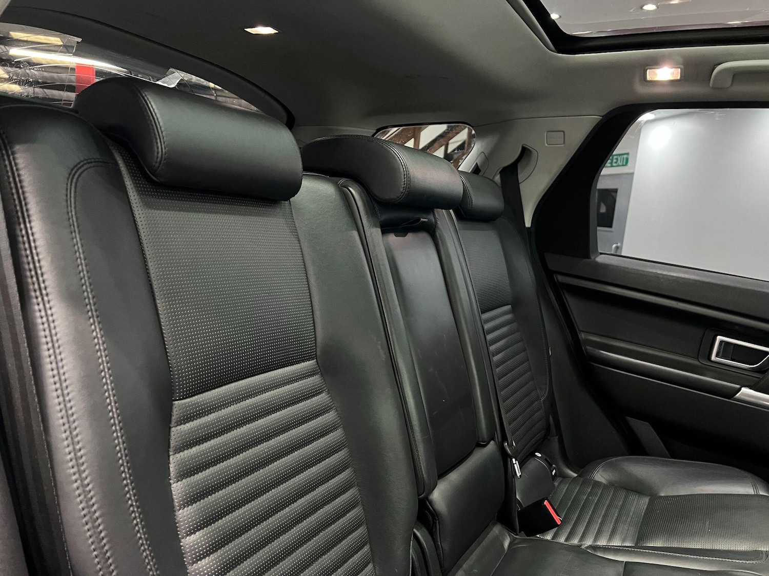 Used Land Rover Discovery Sport 2016 for sale - 76671424: Photo 52