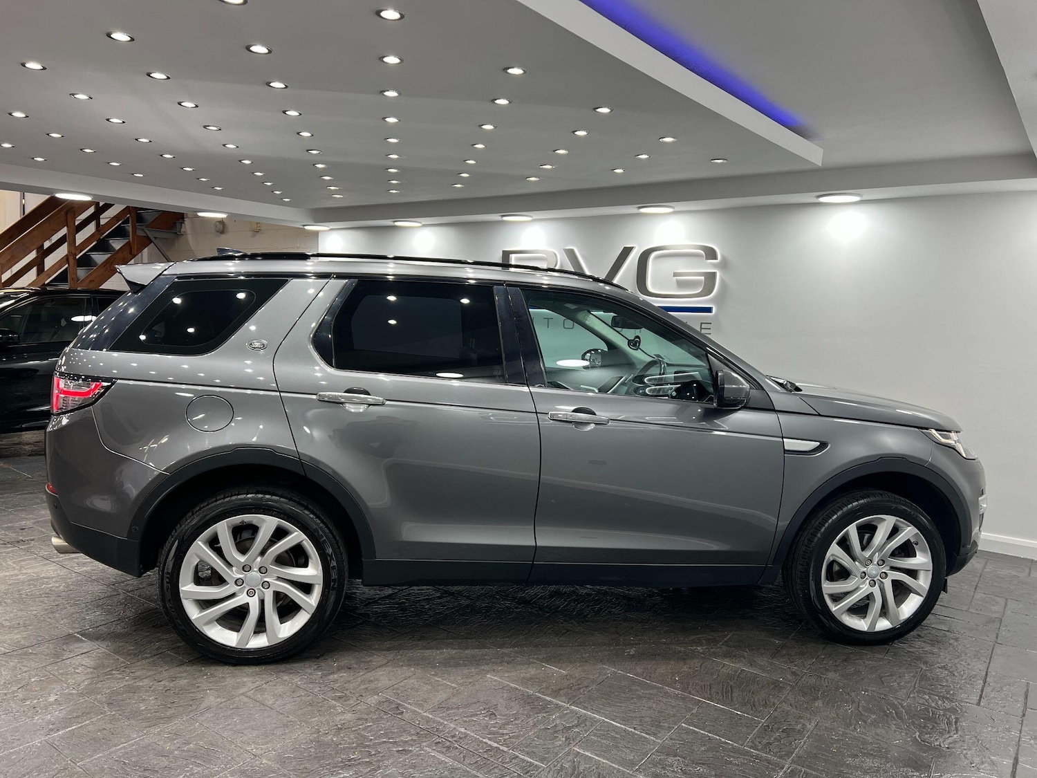 Used Land Rover Discovery Sport 2016 for sale - 76671424: Photo 9