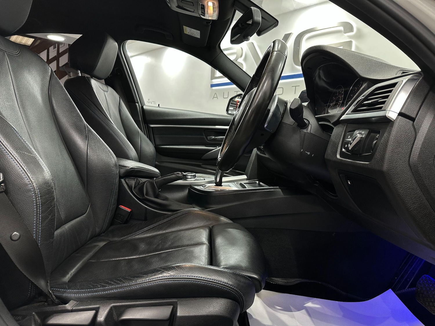 Used BMW 3 Series 2018 for sale - 76714714: Photo 24