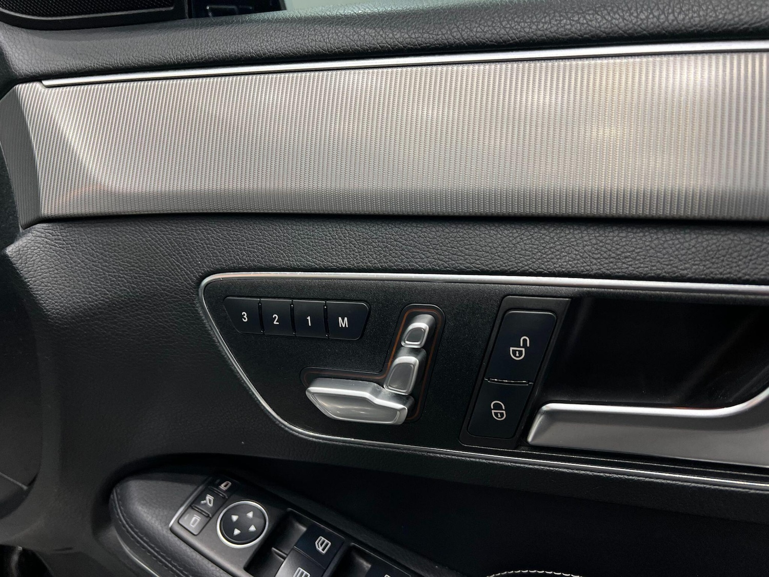 Used Mercedes-Benz E-Class 2016 for sale - 76041744: Photo 31