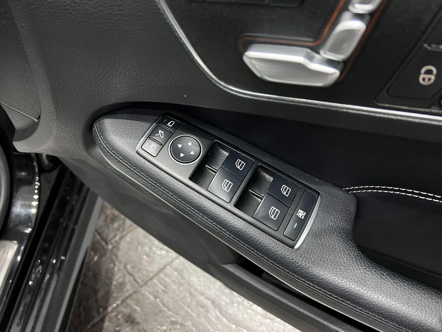 Used Mercedes-Benz E-Class 2016 for sale - 76041744: Photo 32
