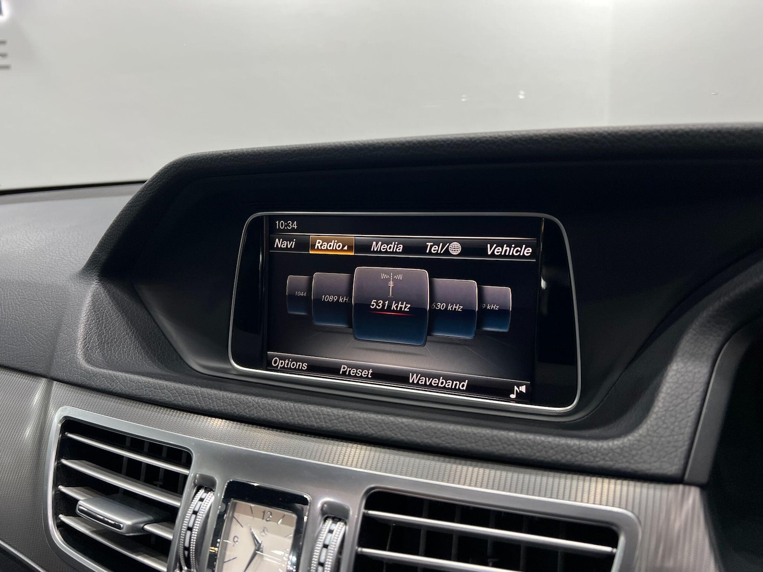 Used Mercedes-Benz E-Class 2016 for sale - 76041744: Photo 43