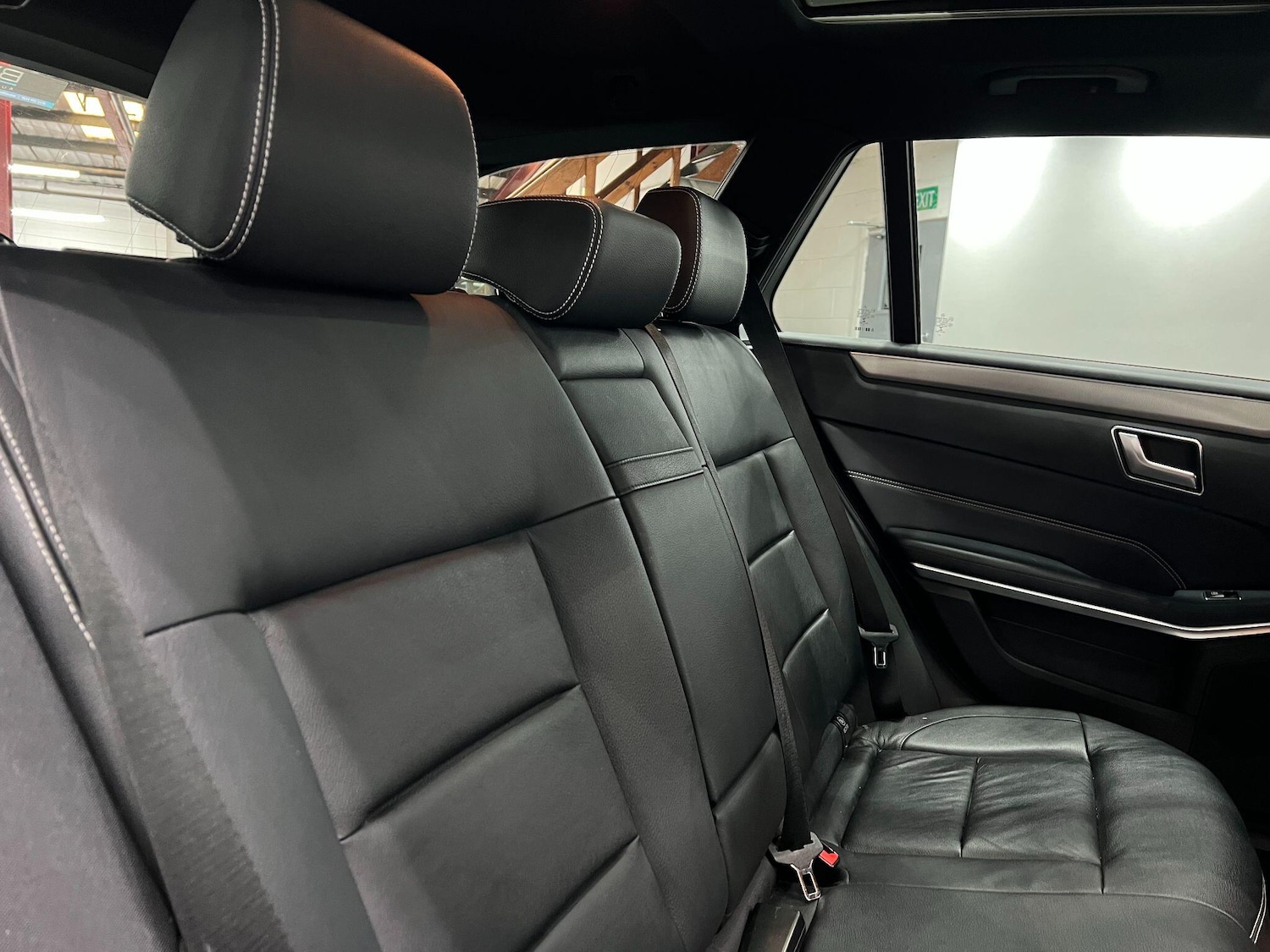 Used Mercedes-Benz E-Class 2016 for sale - 76041744: Photo 60