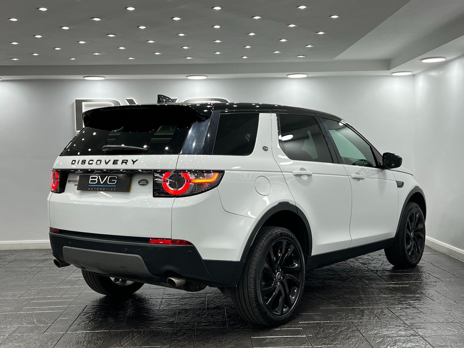 Used Land Rover Discovery Sport 2017 for sale - 77469214: Photo 11