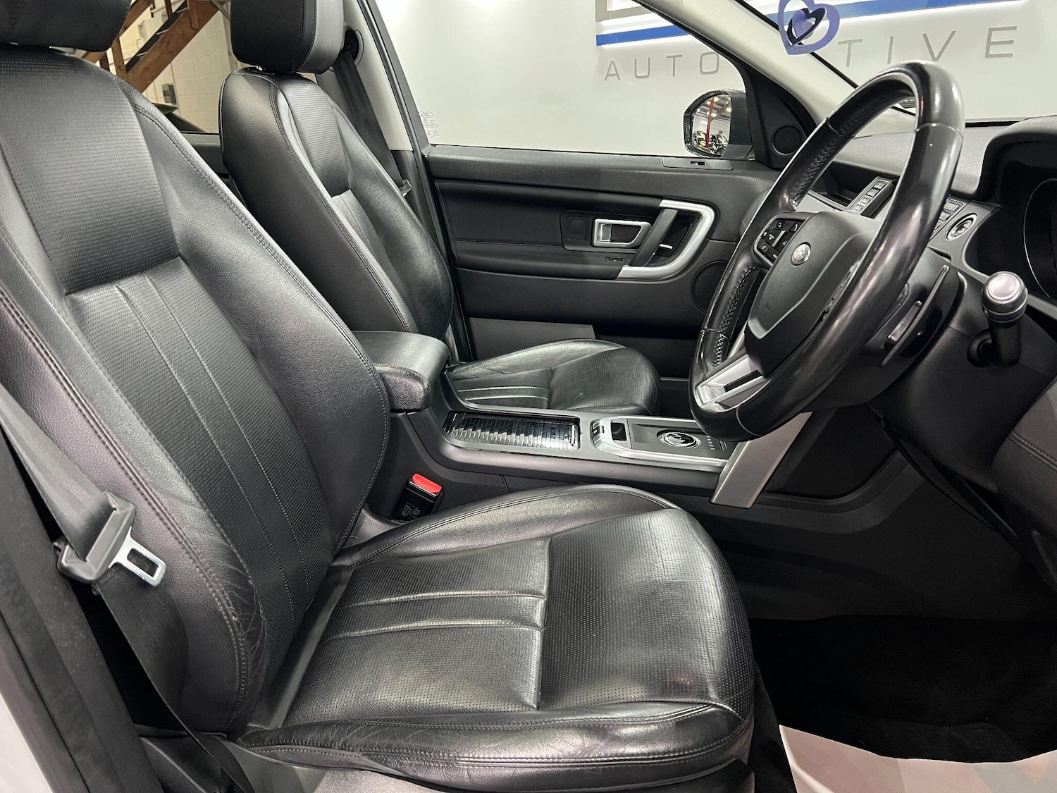 Used Land Rover Discovery Sport 2017 for sale - 77469214: Photo 27