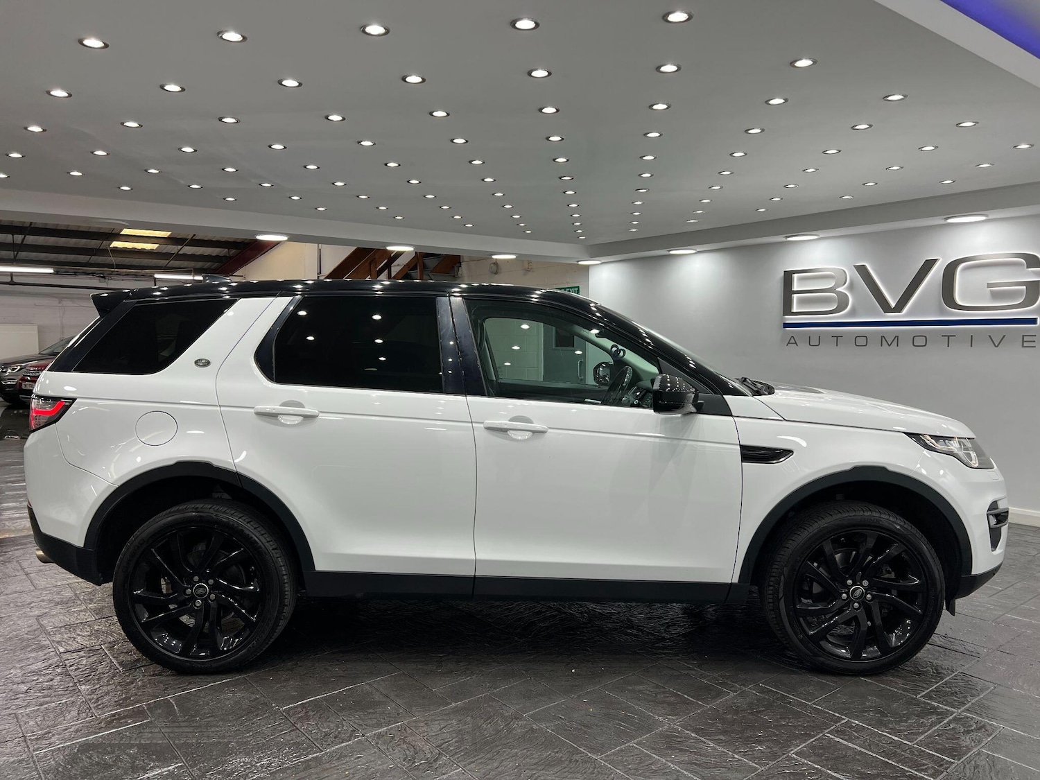 Used Land Rover Discovery Sport 2017 for sale - 77469214: Photo 7