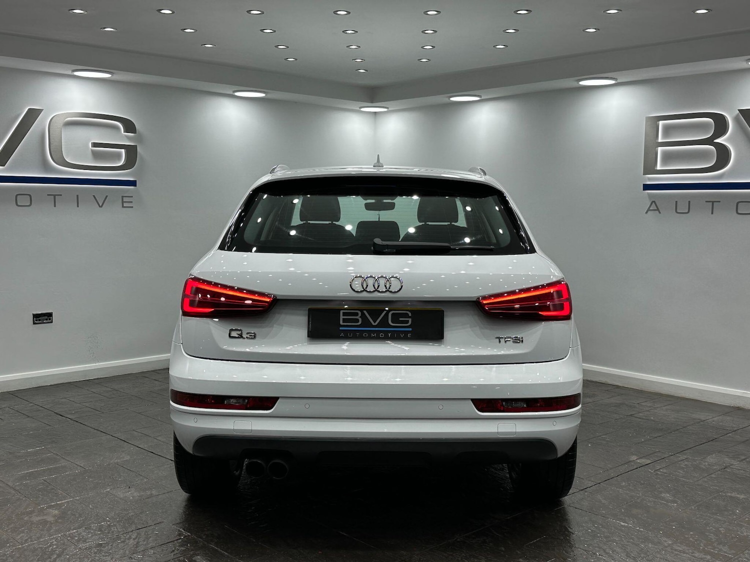 Used Audi Q3 2017 for sale - 76753059: Photo 12