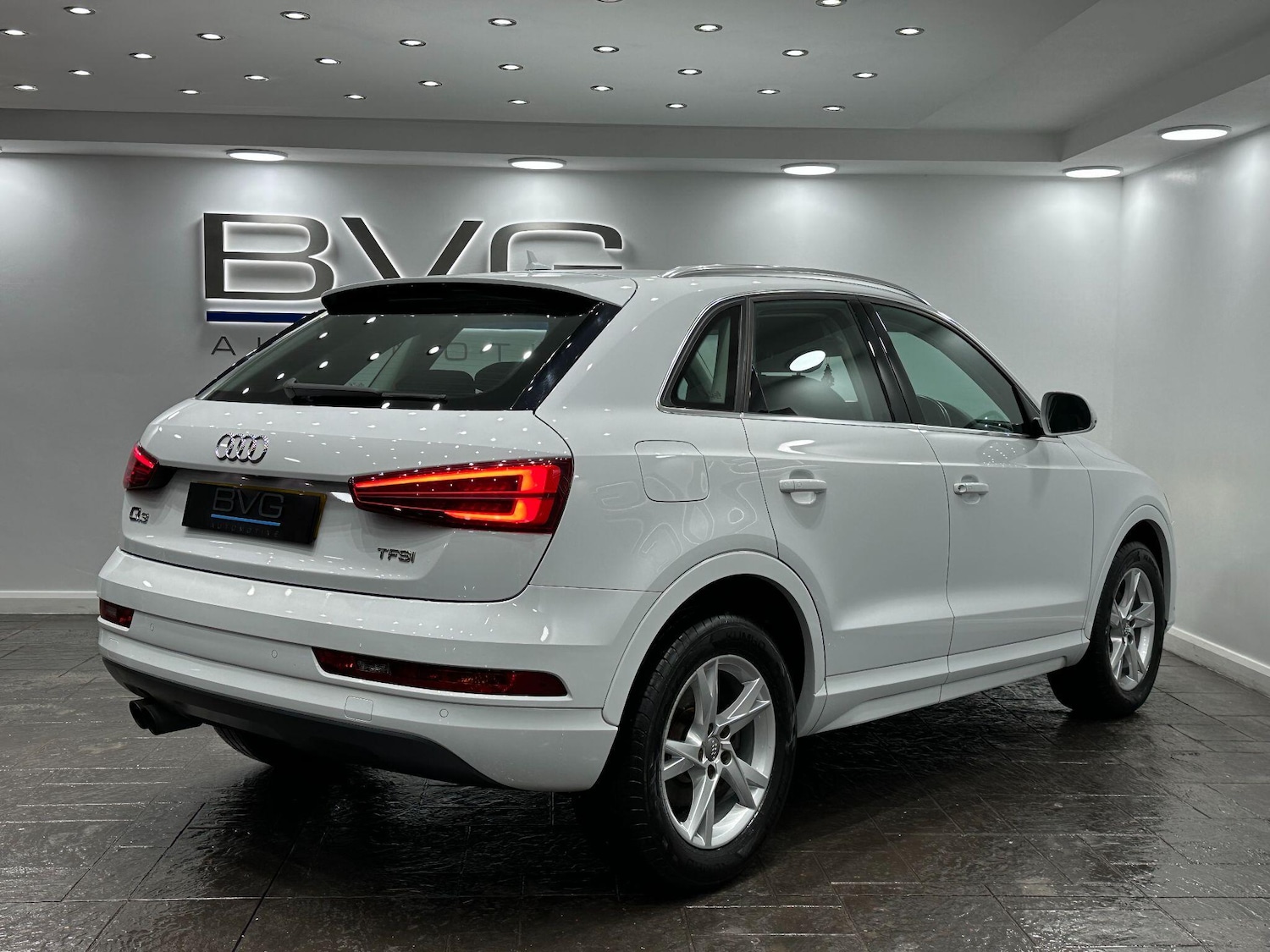Used Audi Q3 2017 for sale - 76753059: Photo 13