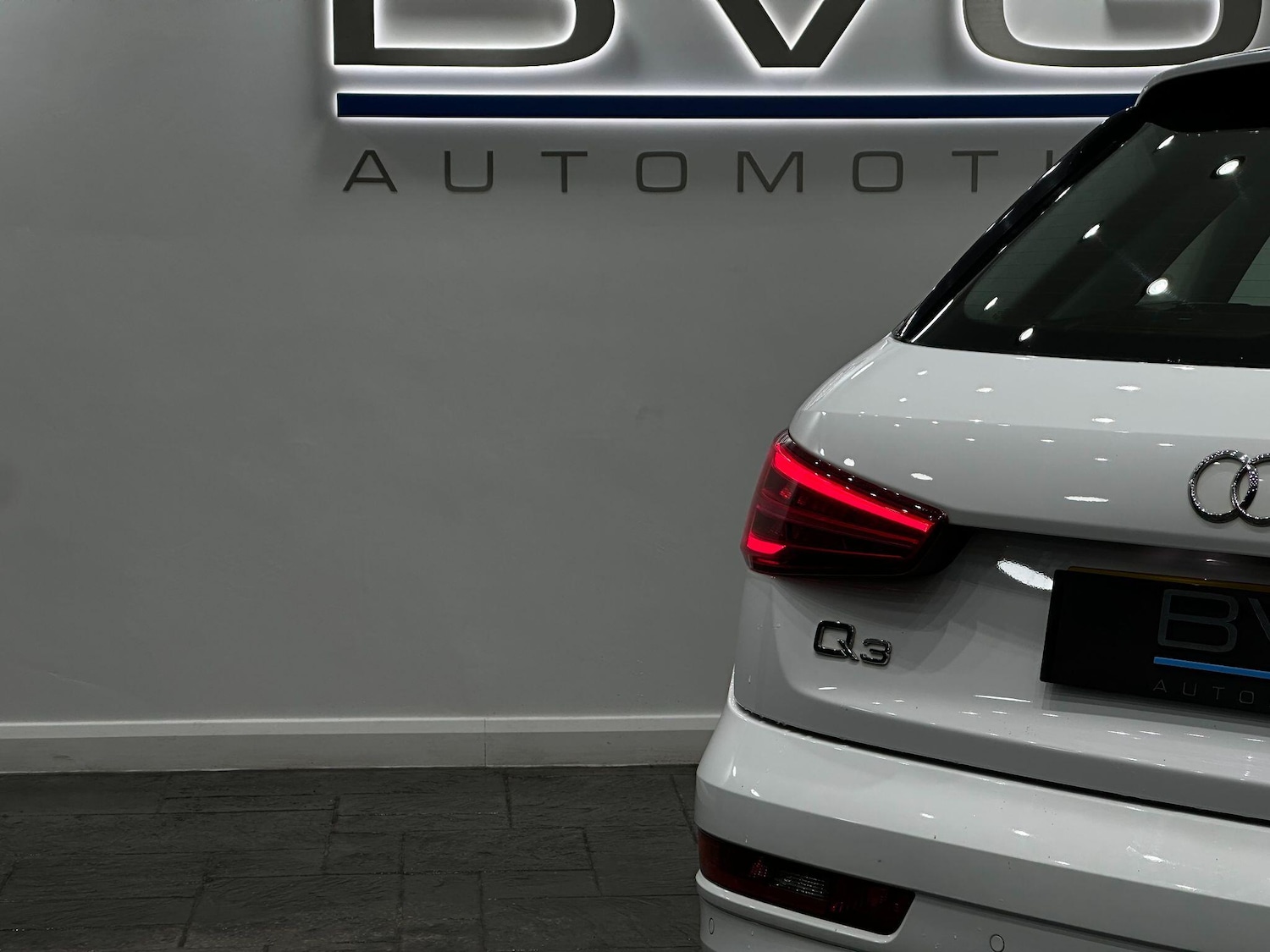 Used Audi Q3 2017 for sale - 76753059: Photo 21