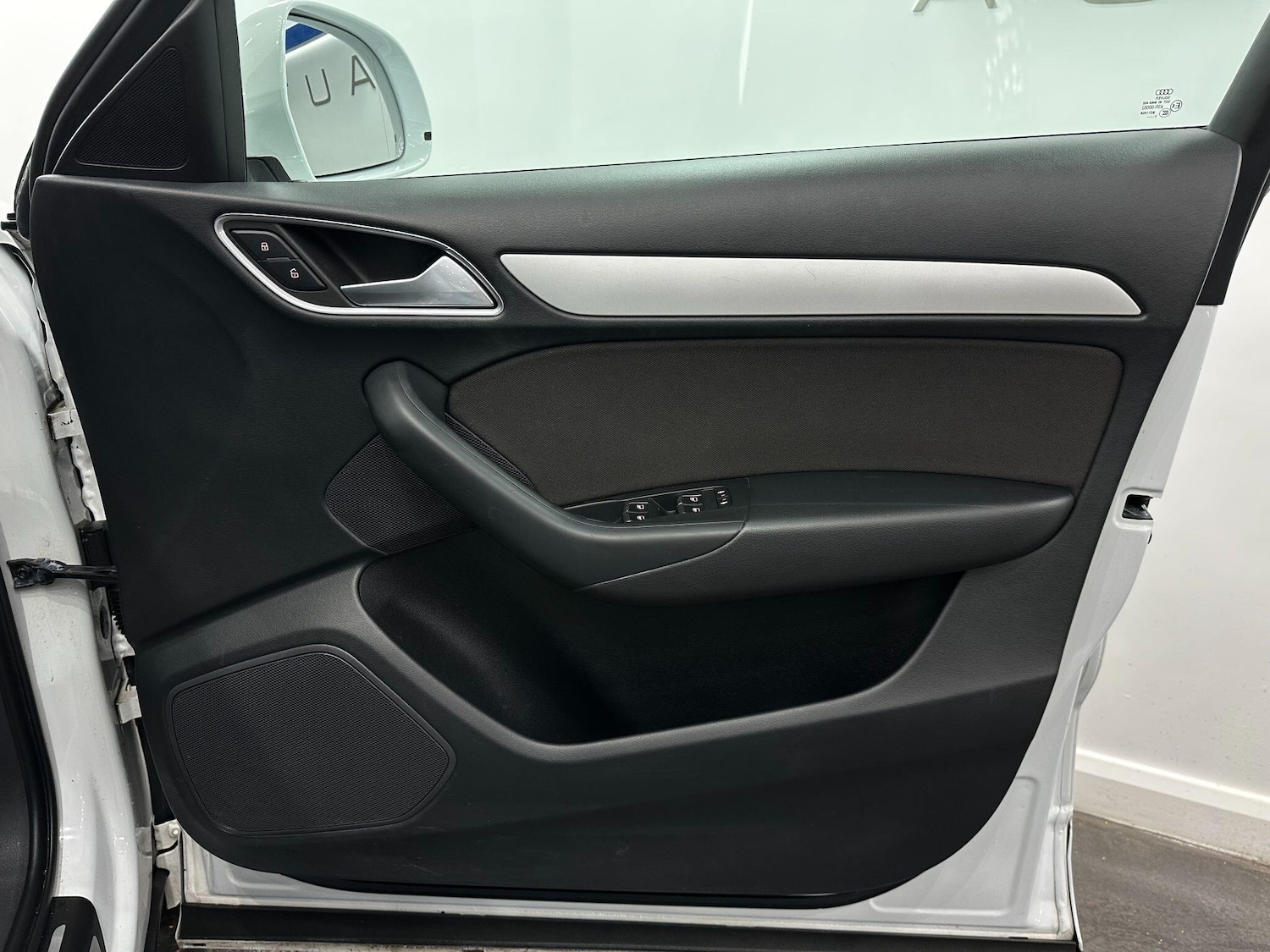 Used Audi Q3 2017 for sale - 76753059: Photo 24