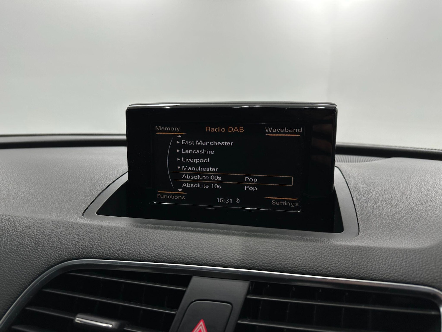 Used Audi Q3 2017 for sale - 76753059: Photo 30