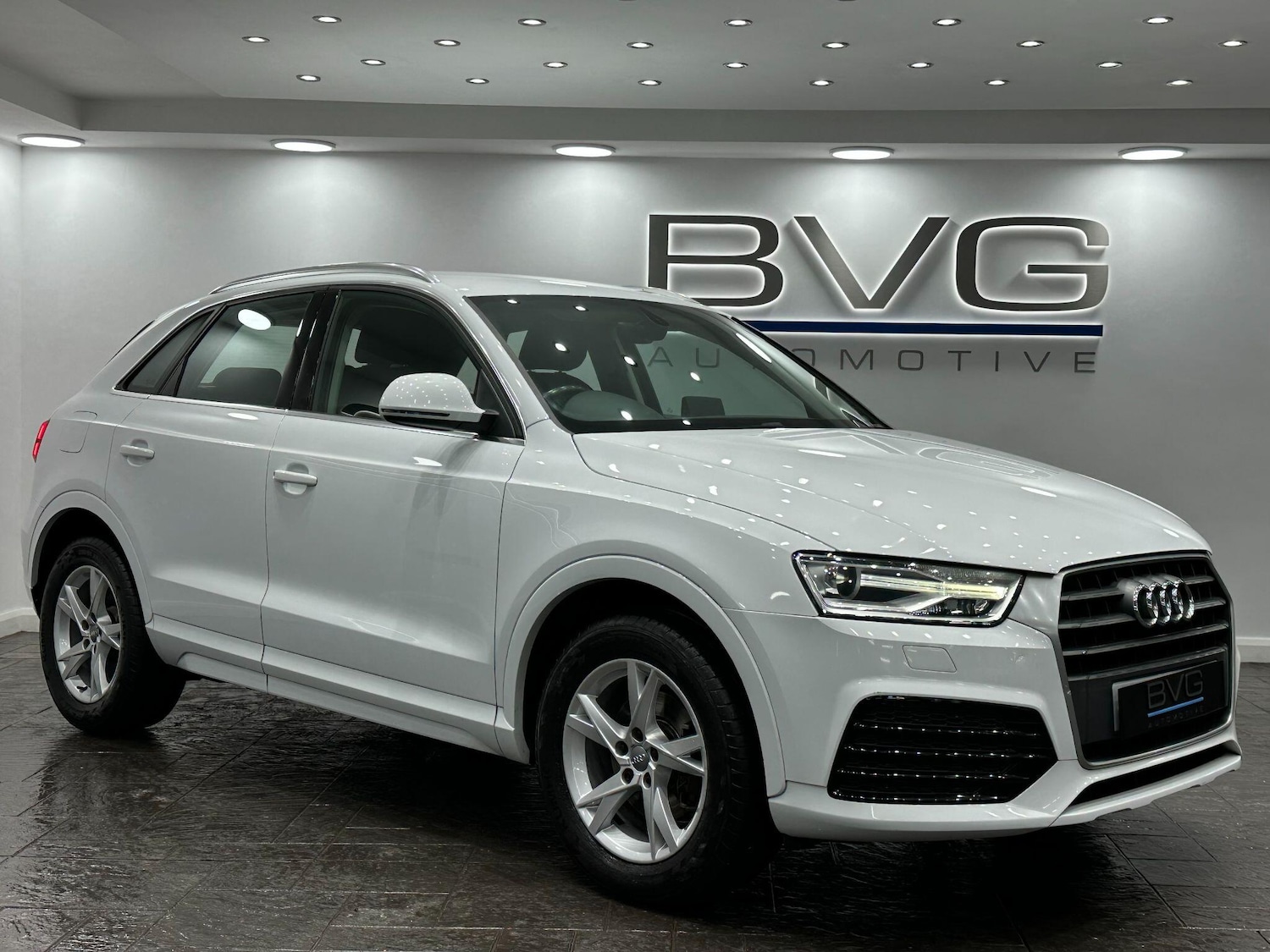 Used Audi Q3 2017 for sale - 76753059: Photo 4