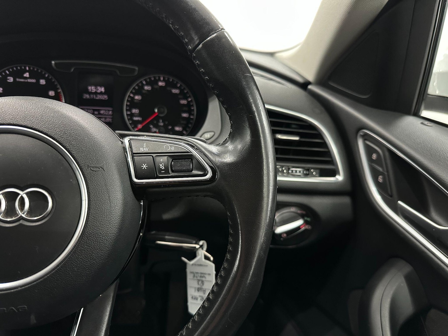 Used Audi Q3 2017 for sale - 76753059: Photo 40