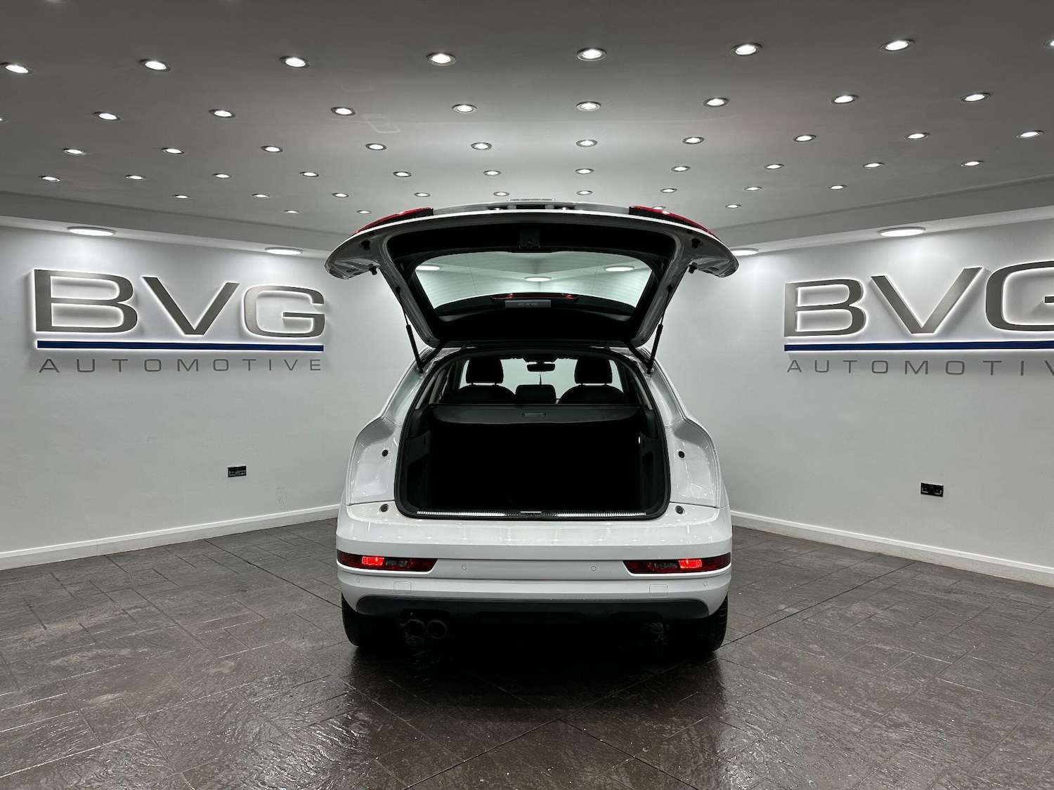 Used Audi Q3 2017 for sale - 76753059: Photo 47