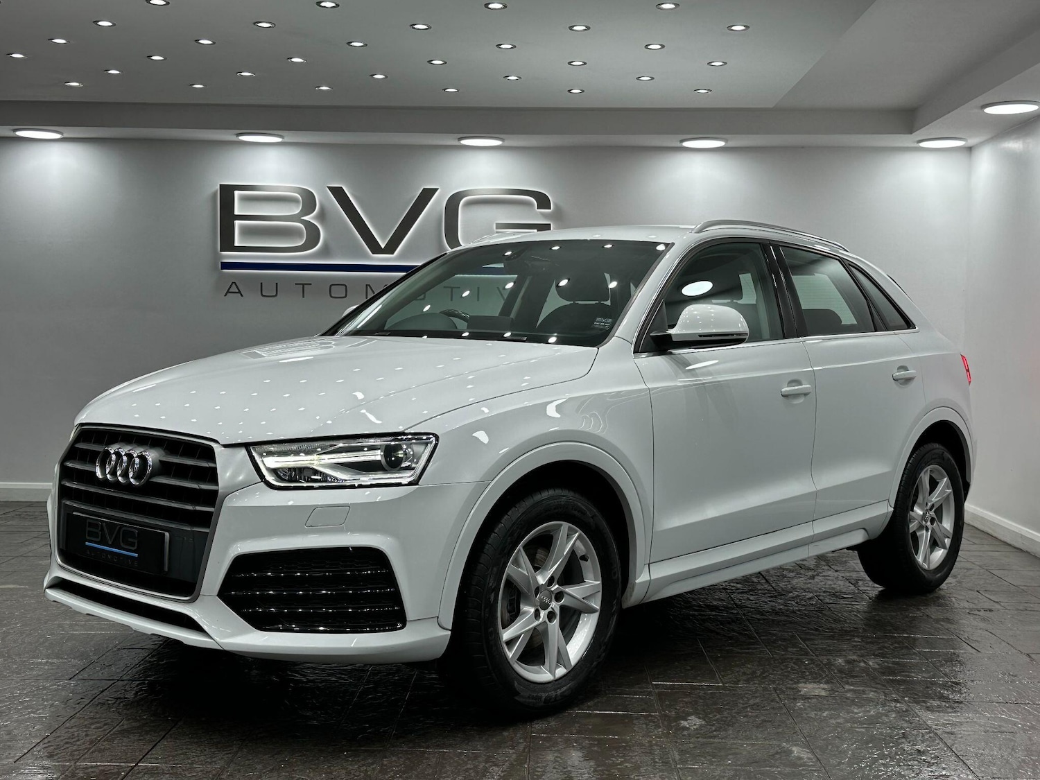 Used Audi Q3 2017 for sale - 76753059: Photo 6