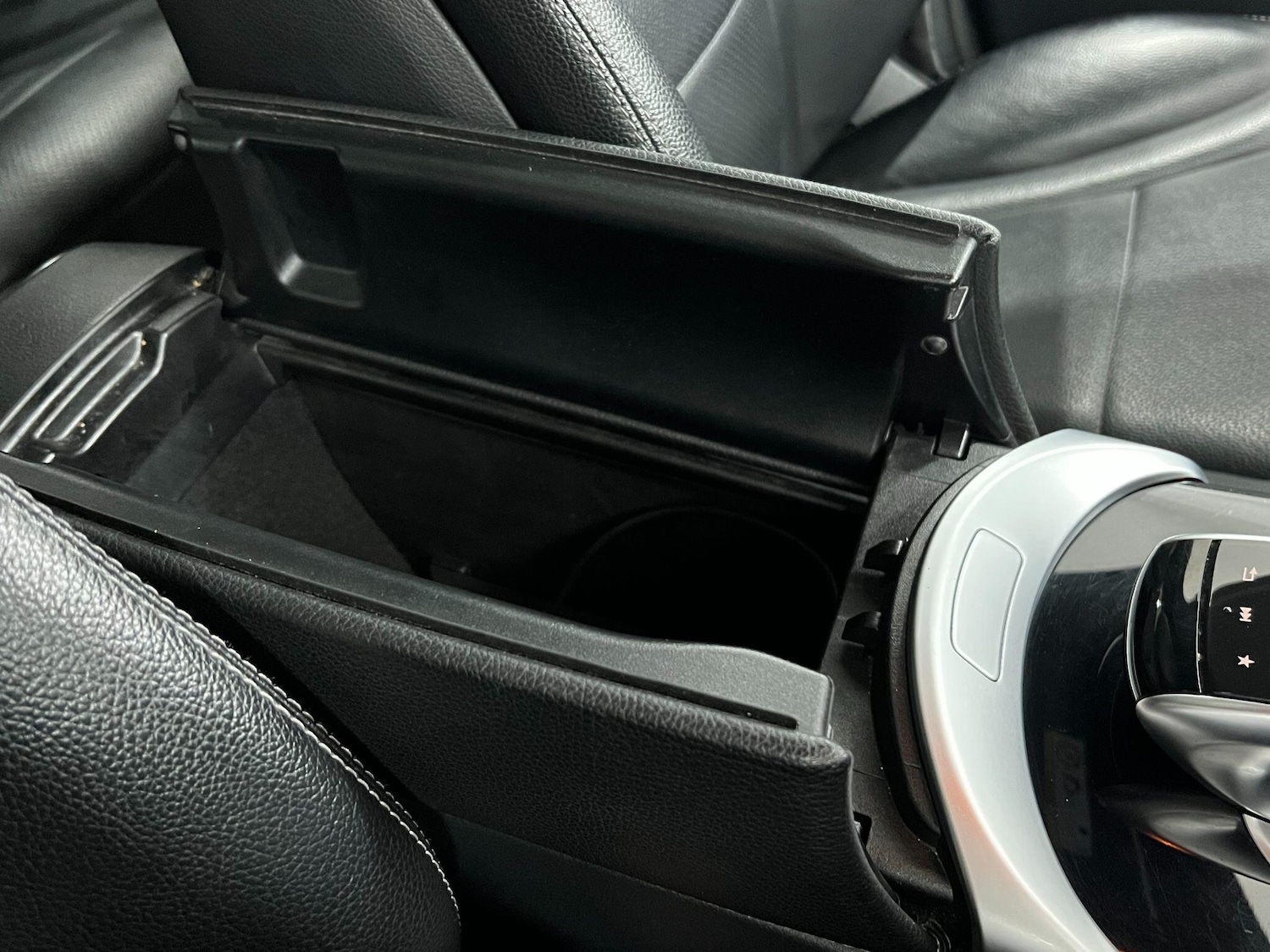 Used Mercedes-Benz GLC 2017 for sale - 77131035: Photo 54