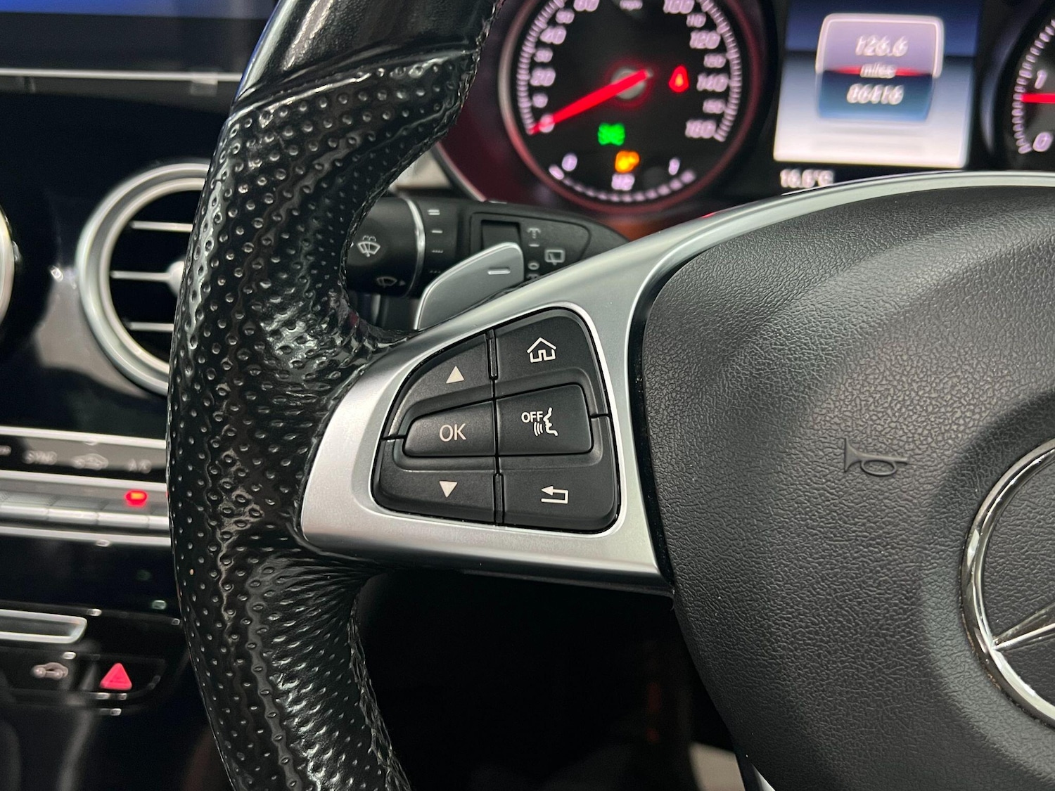 Used Mercedes-Benz GLC 2017 for sale - 77131035: Photo 57