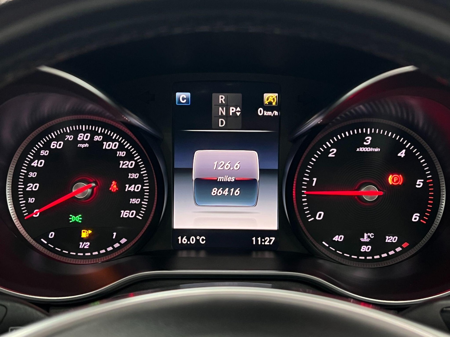 Used Mercedes-Benz GLC 2017 for sale - 77131035: Photo 59