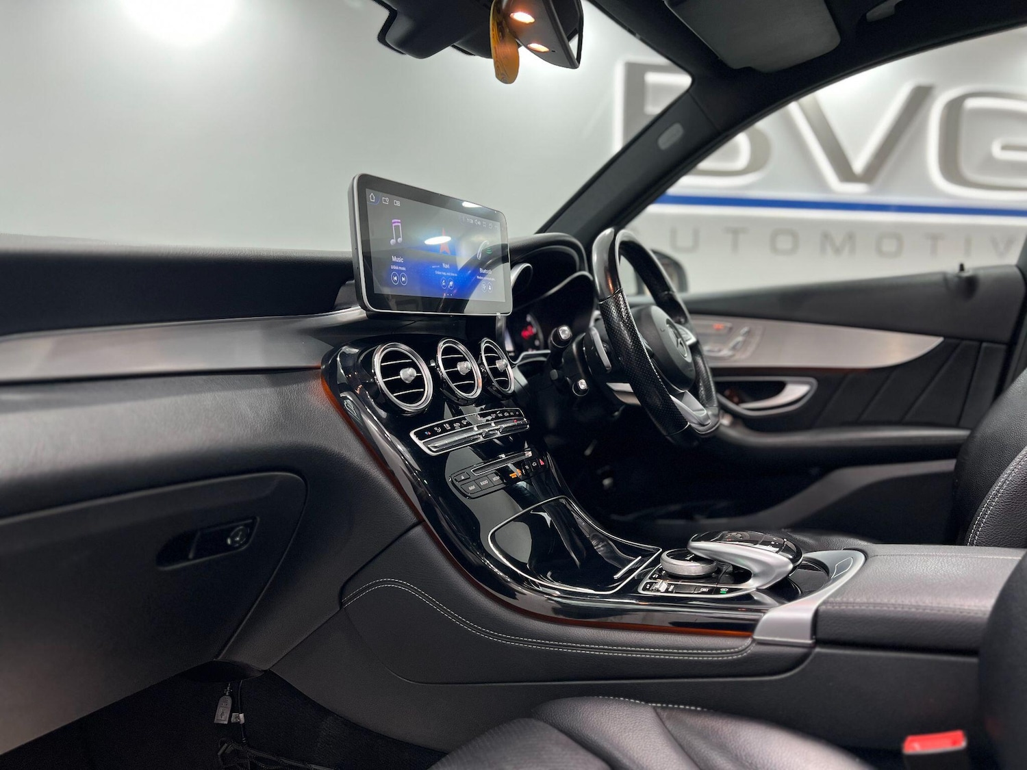 Used Mercedes-Benz GLC 2017 for sale - 77131035: Photo 63