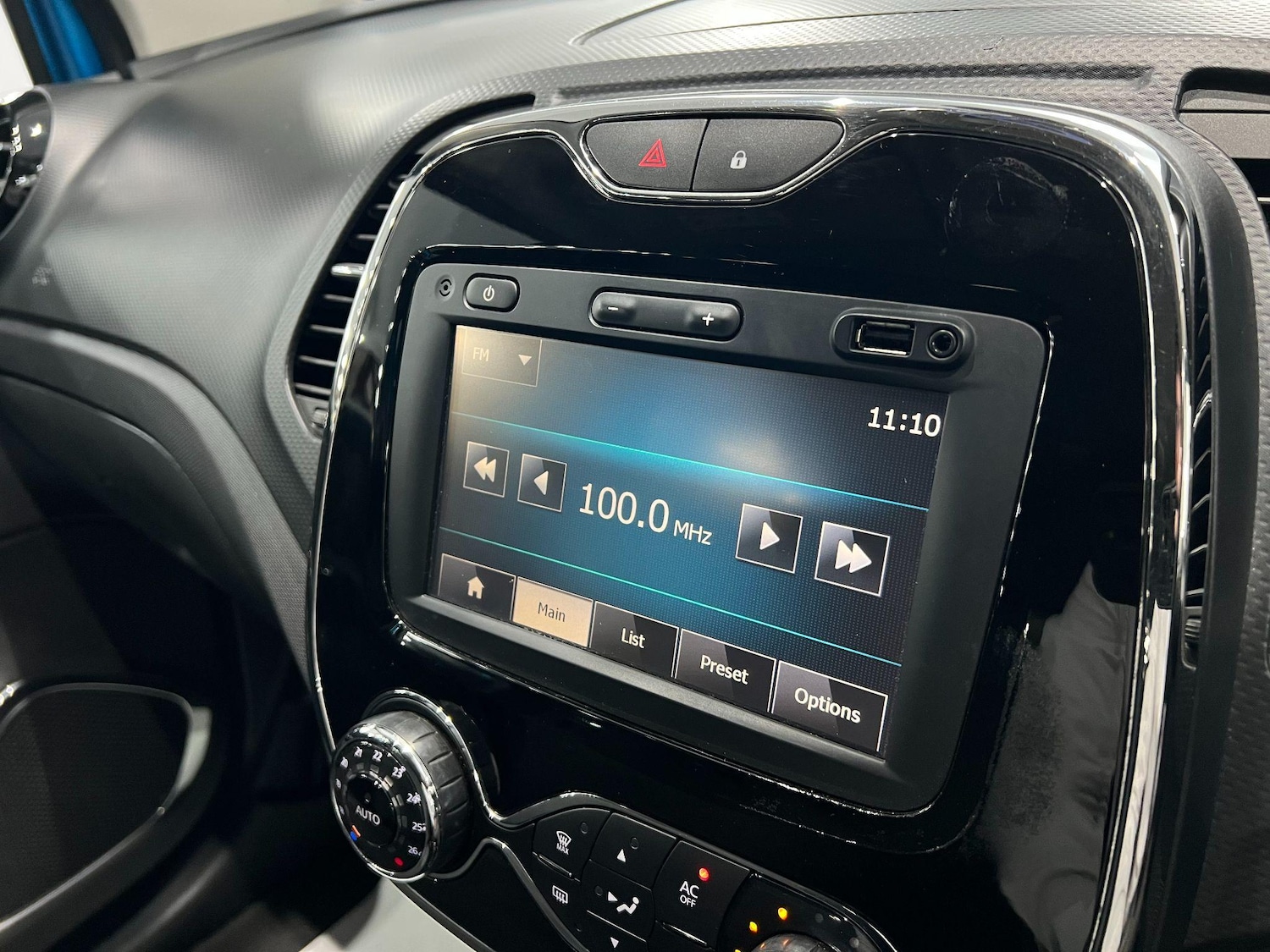 Used Renault Captur 2015 for sale - 77305749: Photo 36