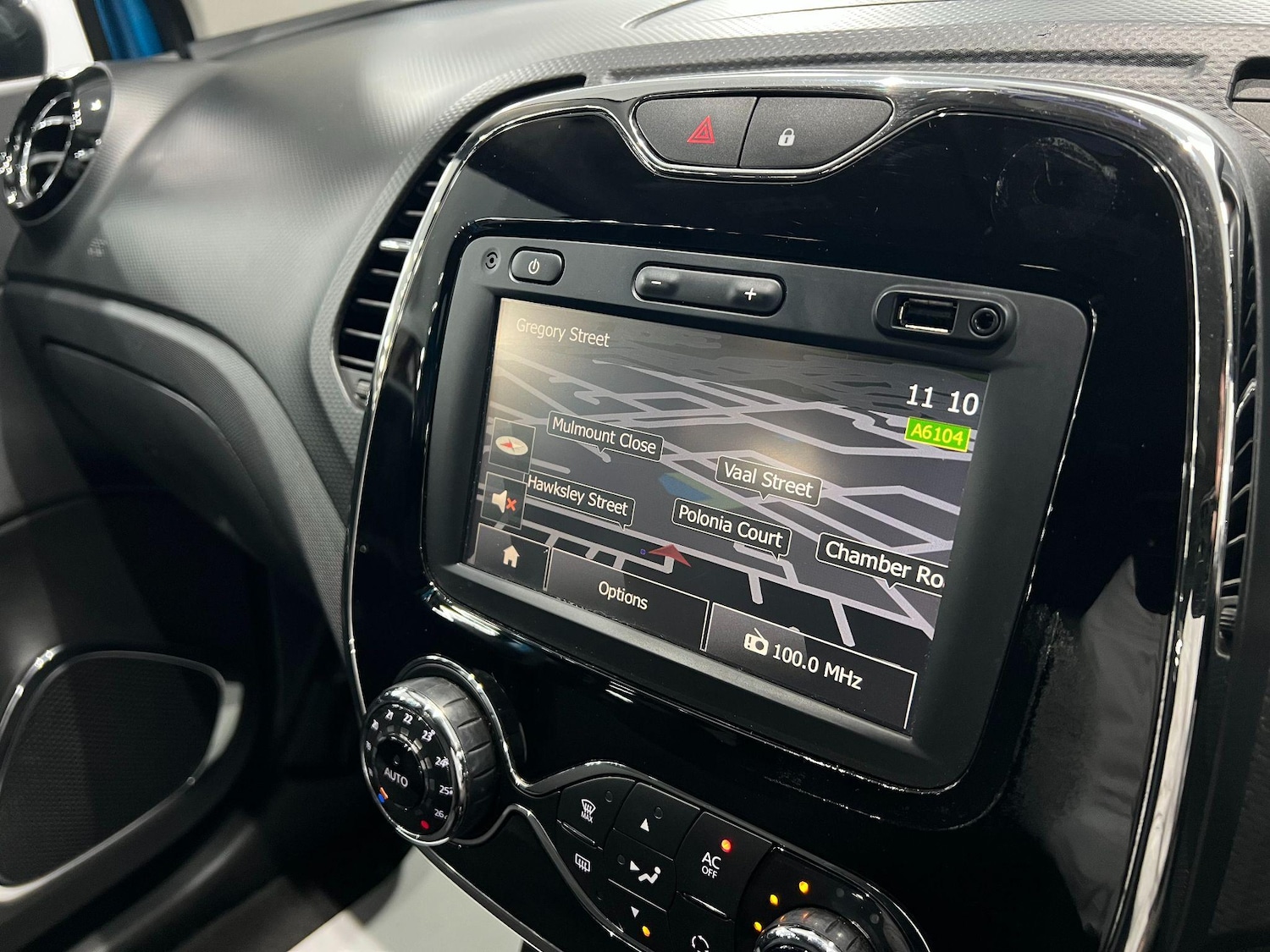 Used Renault Captur 2015 for sale - 77305749: Photo 38