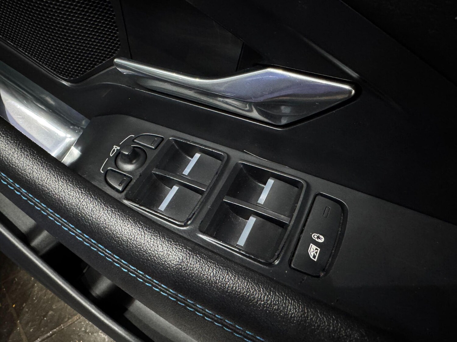 Used Jaguar E-Pace 2019 for sale - 77723486: Photo 28