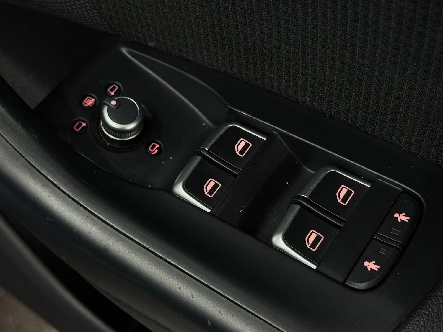 Used Audi Q3 2015 for sale - 77439831: Photo 27