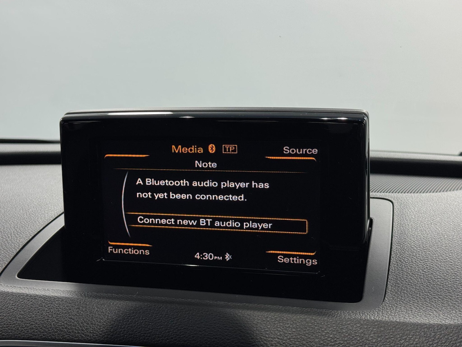 Used Audi Q3 2015 for sale - 77439831: Photo 34