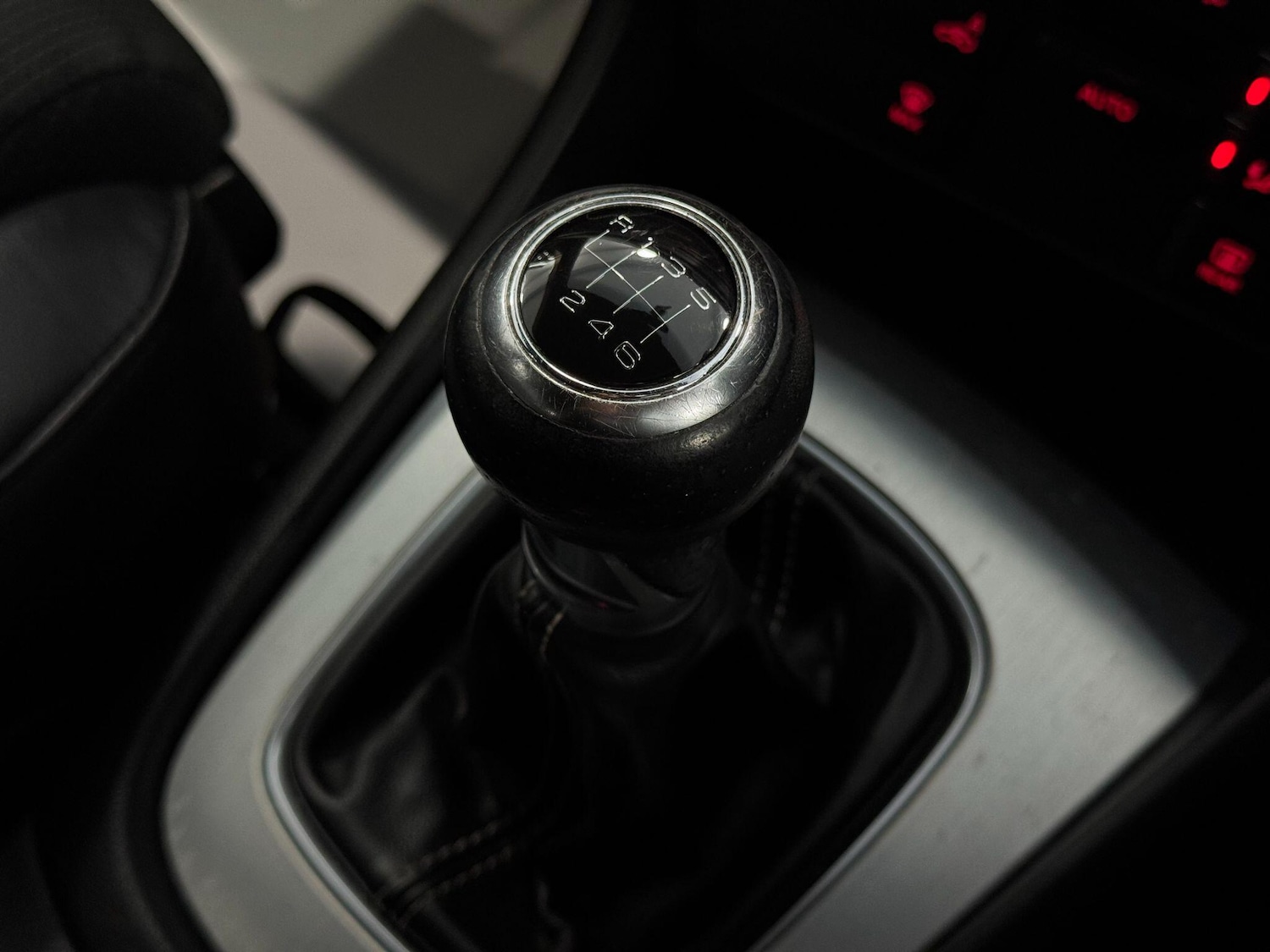 Used Audi Q3 2015 for sale - 77439831: Photo 37