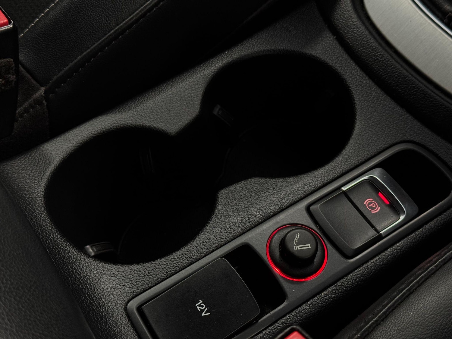 Used Audi Q3 2015 for sale - 77439831: Photo 39