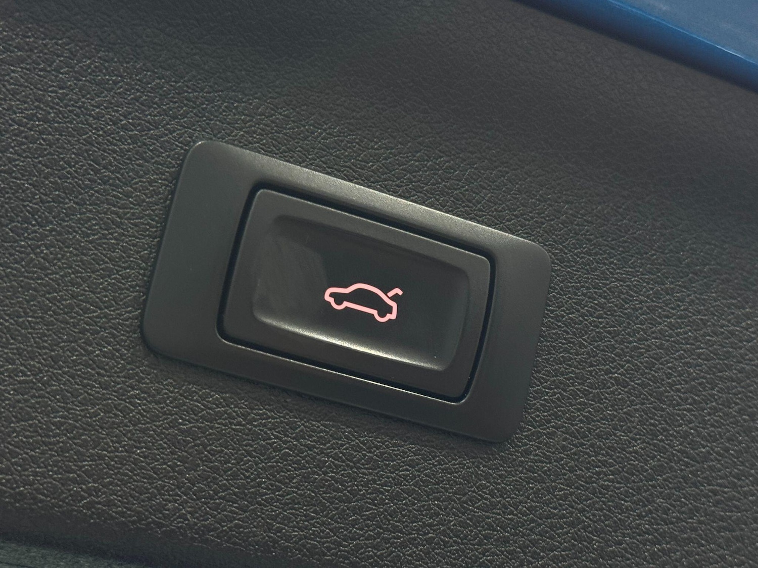 Used Audi Q3 2015 for sale - 77439831: Photo 58