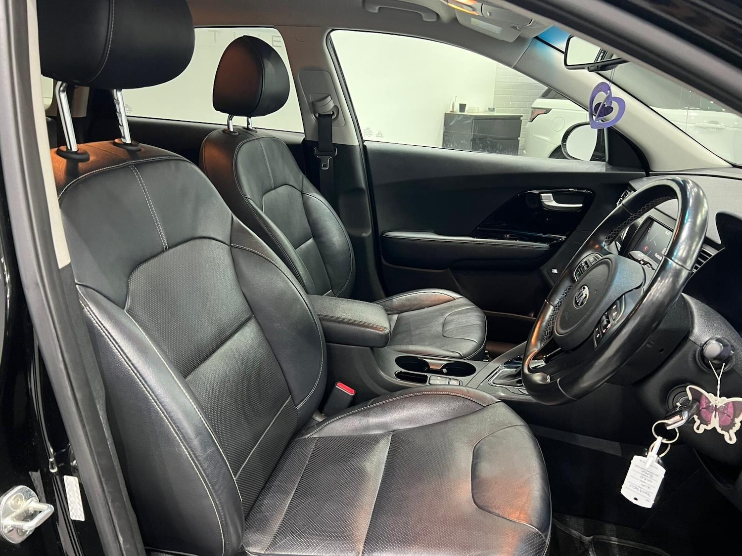 Used Kia Niro for sale - 77266655: Photo 3