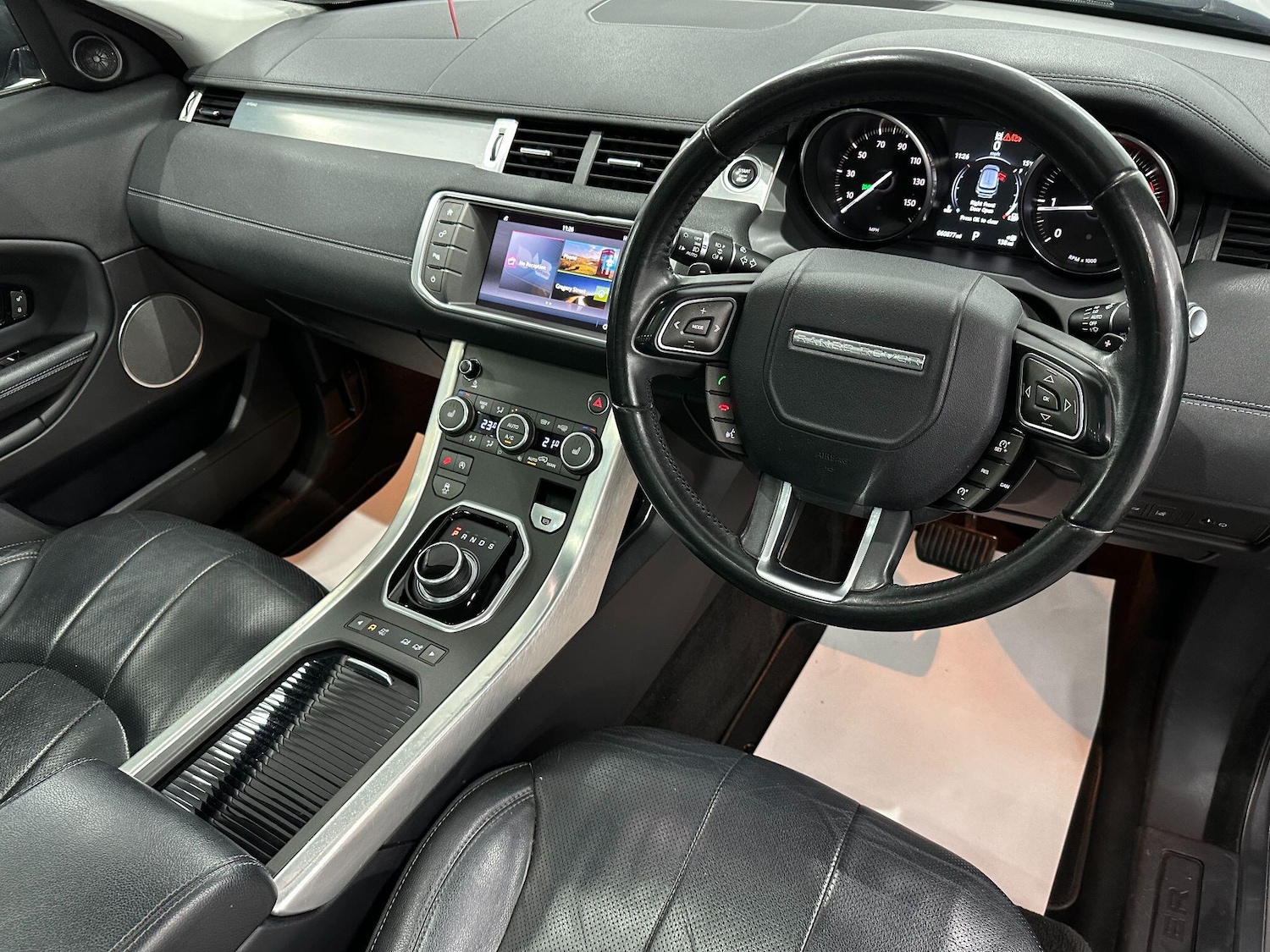 Used Land Rover Range Rover Evoque 2017 for sale - 75965381: Photo 29