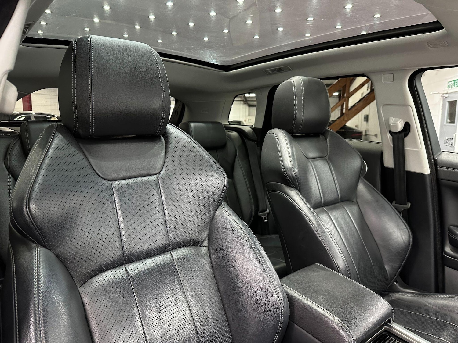 Used Land Rover Range Rover Evoque 2017 for sale - 75965381: Photo 32