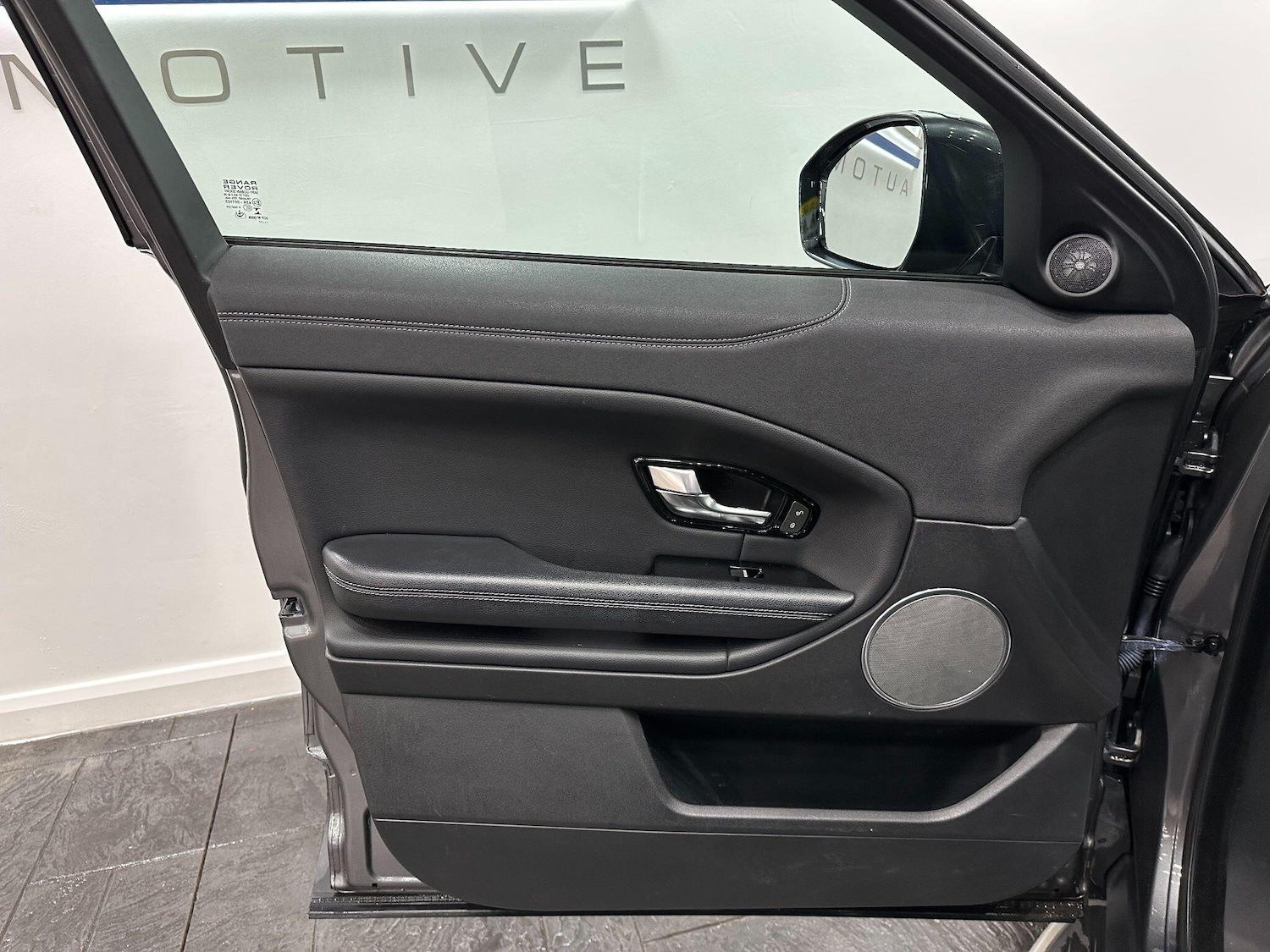 Used Land Rover Range Rover Evoque 2017 for sale - 75965381: Photo 64