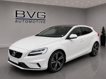 Used Volvo V40 2017 for sale - 78935134: Photo