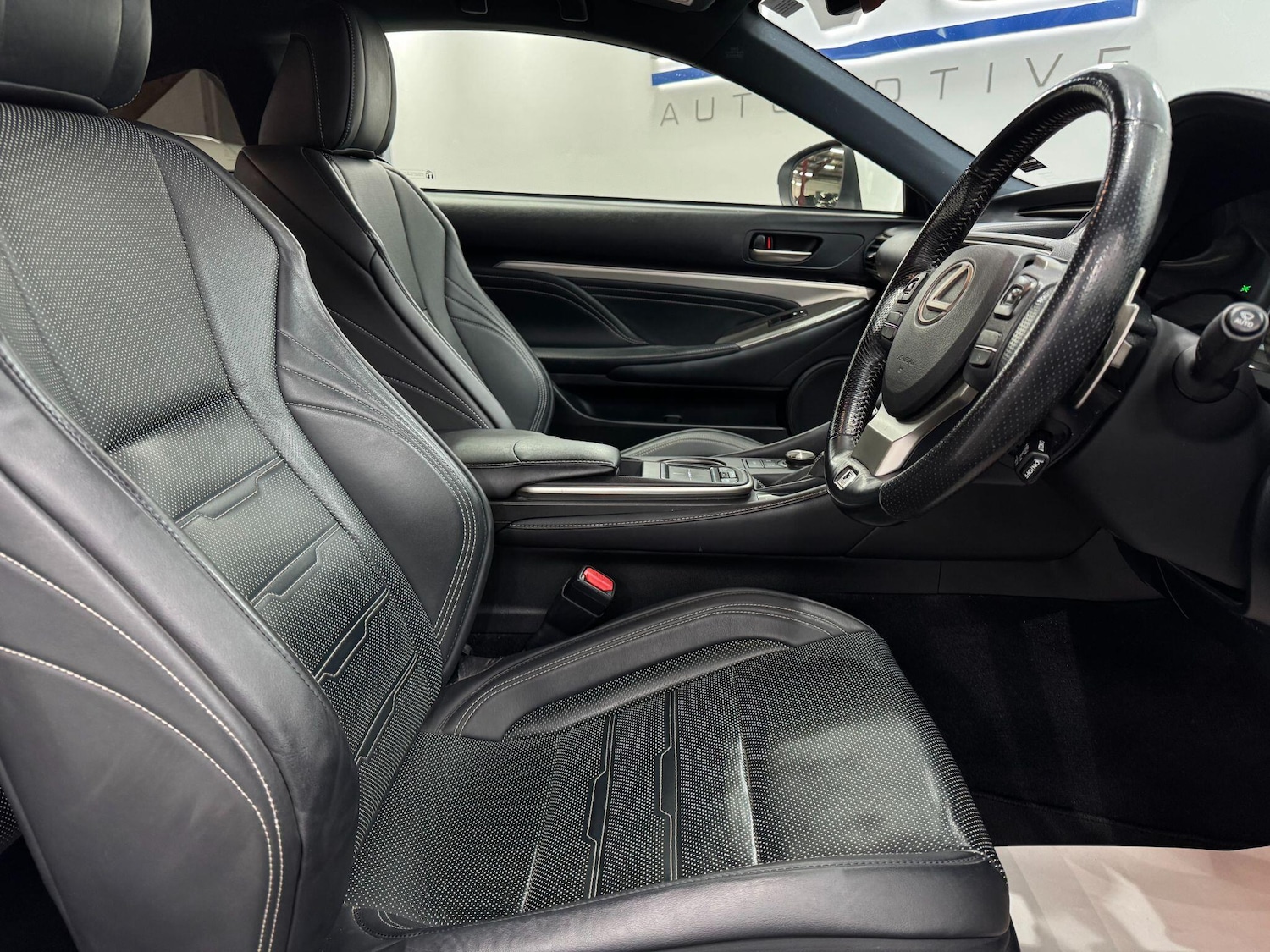 Used Lexus RC 2016 for sale - 77109327: Photo 28