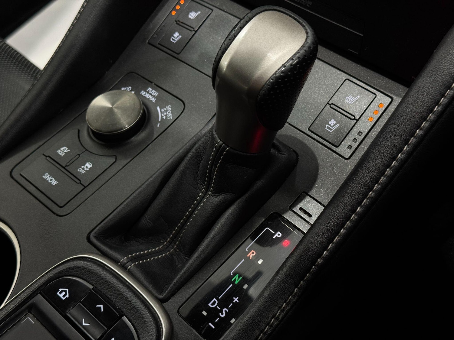 Used Lexus RC 2016 for sale - 77109327: Photo 50