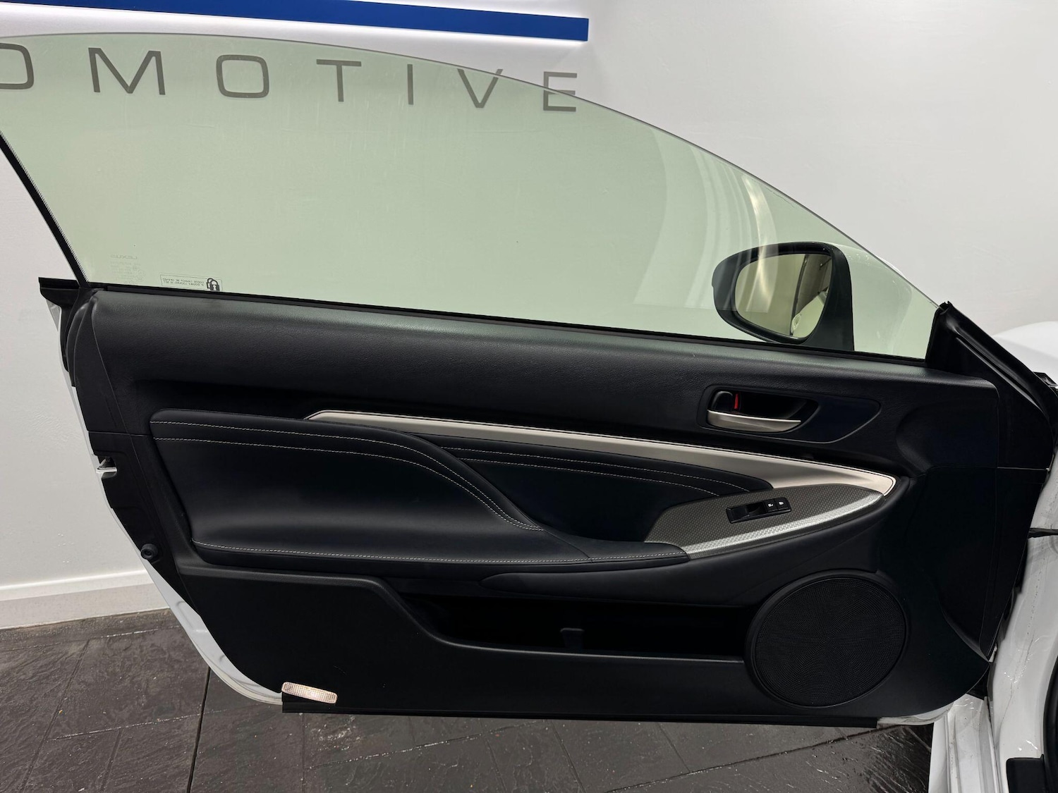 Used Lexus RC 2016 for sale - 77109327: Photo 61