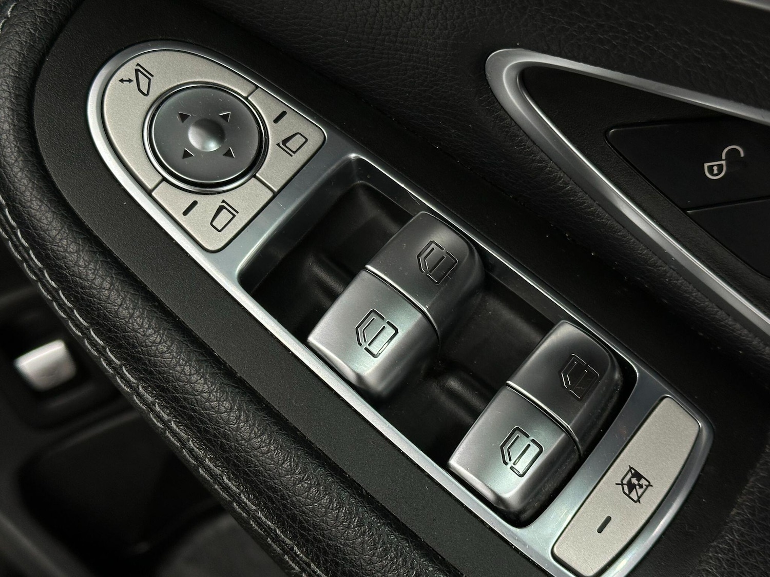 Used Mercedes-Benz C Class 2019 for sale - 77017043: Photo 31