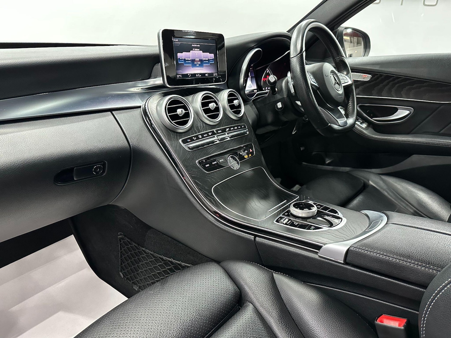 Used Mercedes-Benz C Class 2019 for sale - 77017043: Photo 52