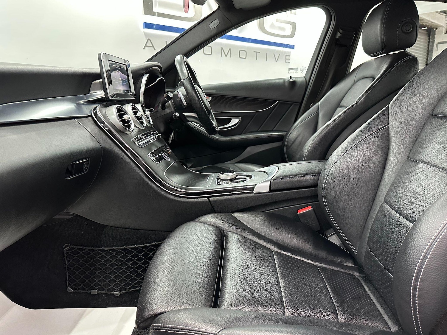 Used Mercedes-Benz C Class 2019 for sale - 77017043: Photo 55