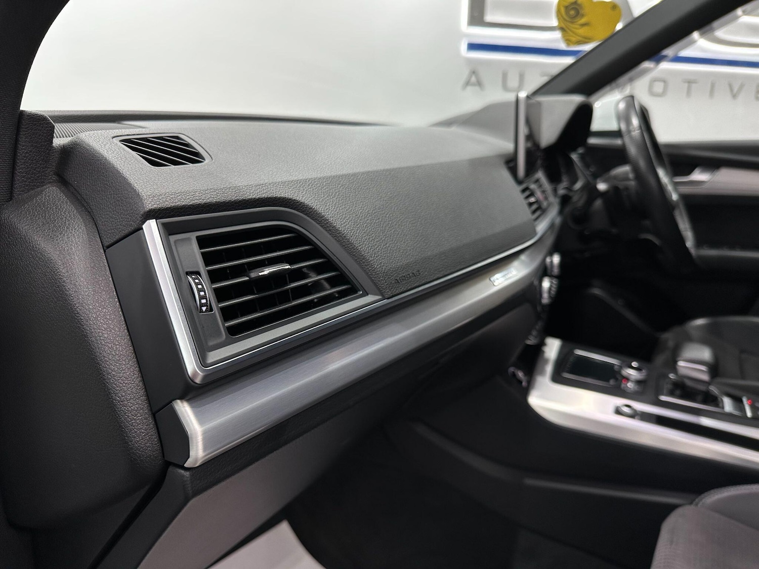 Used Audi Q5 2018 for sale - 76084121: Photo 59