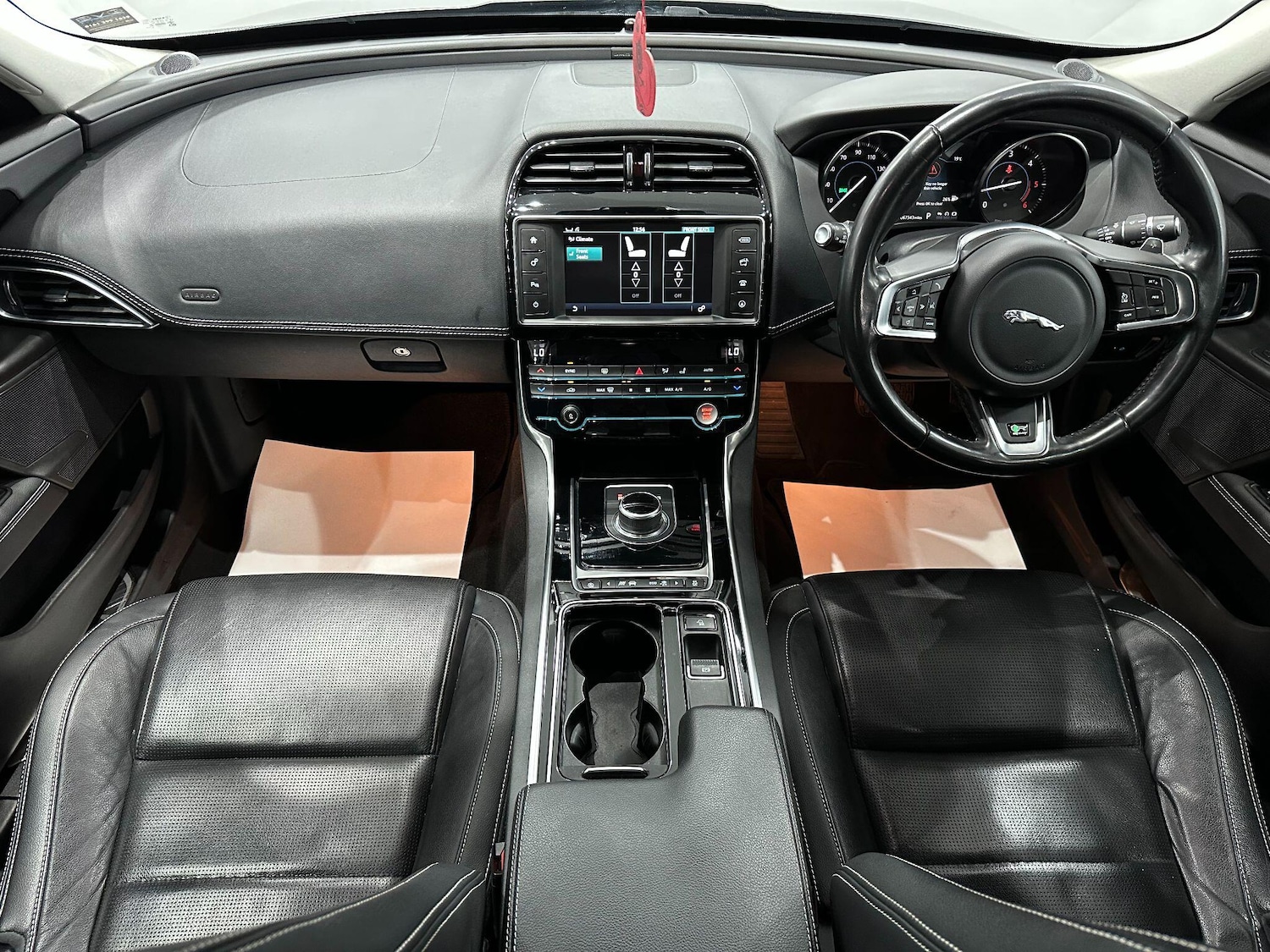 Vehicle 33