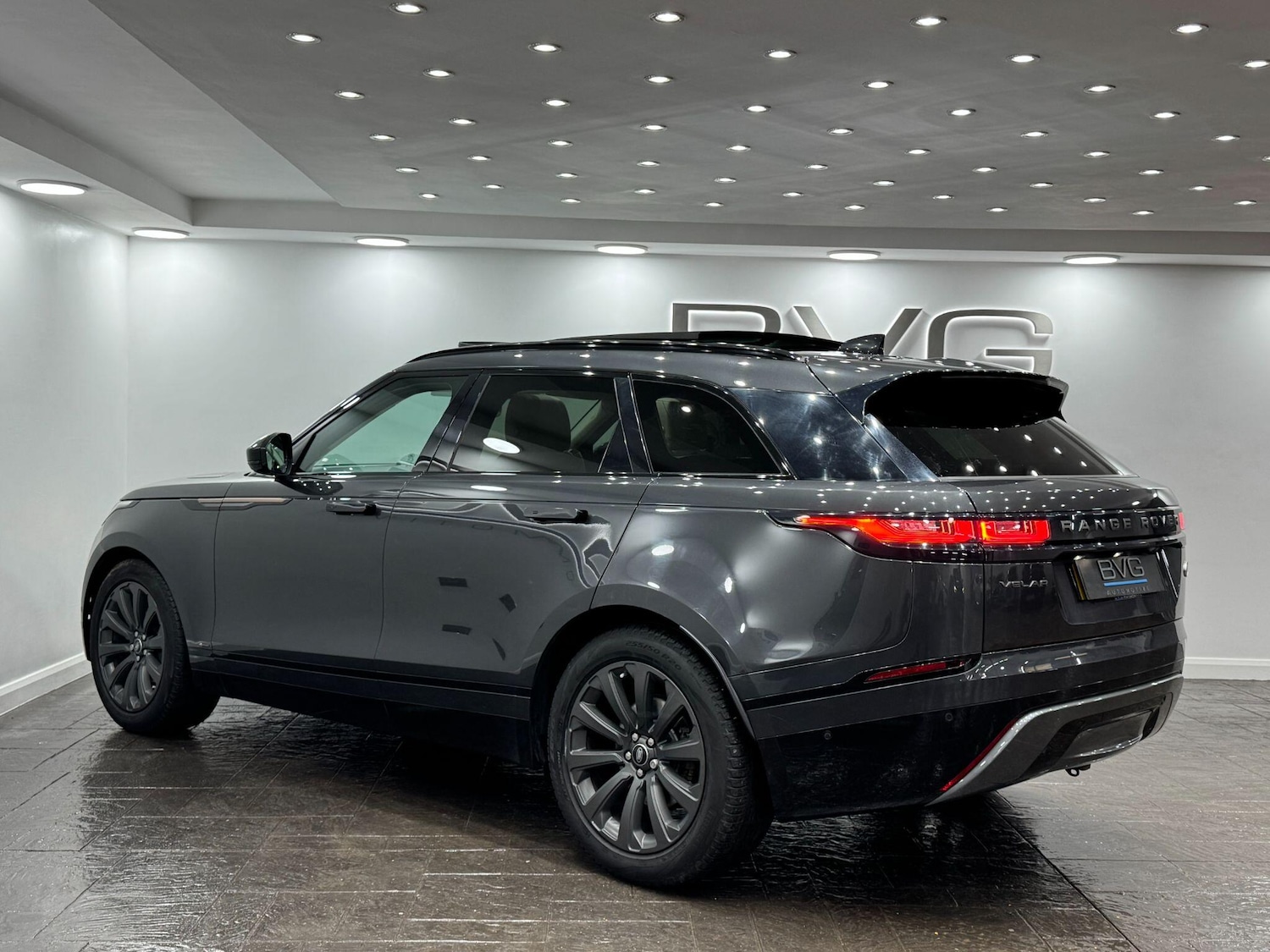 Used Land Rover Range Rover Velar 2018 for sale - 77119815: Photo 12