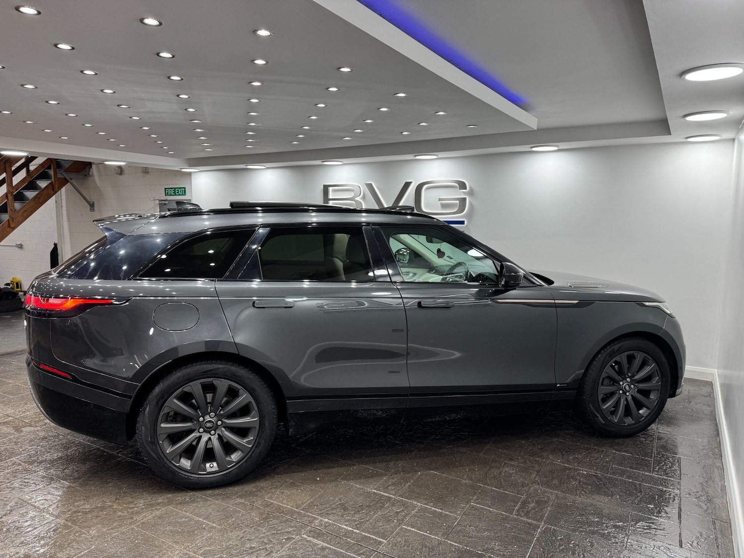 Used Land Rover Range Rover Velar 2018 for sale - 77119815: Photo 9