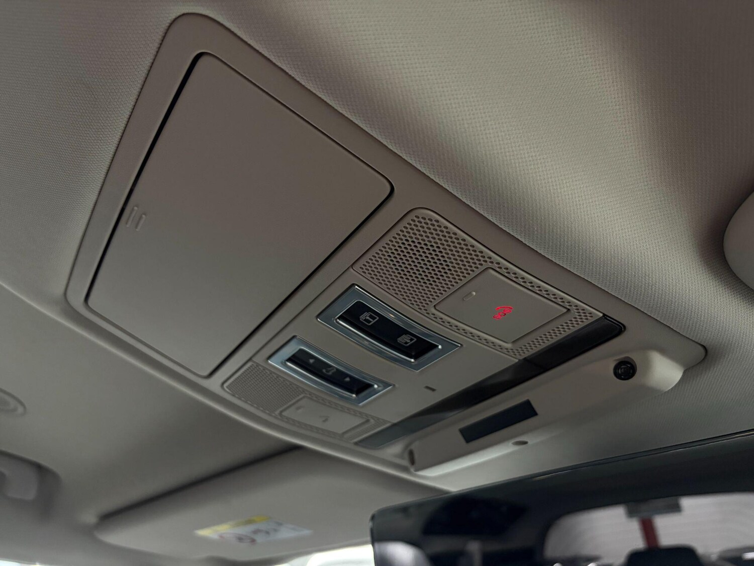 Used Land Rover Defender 110 2020 for sale - 76824720: Photo 37