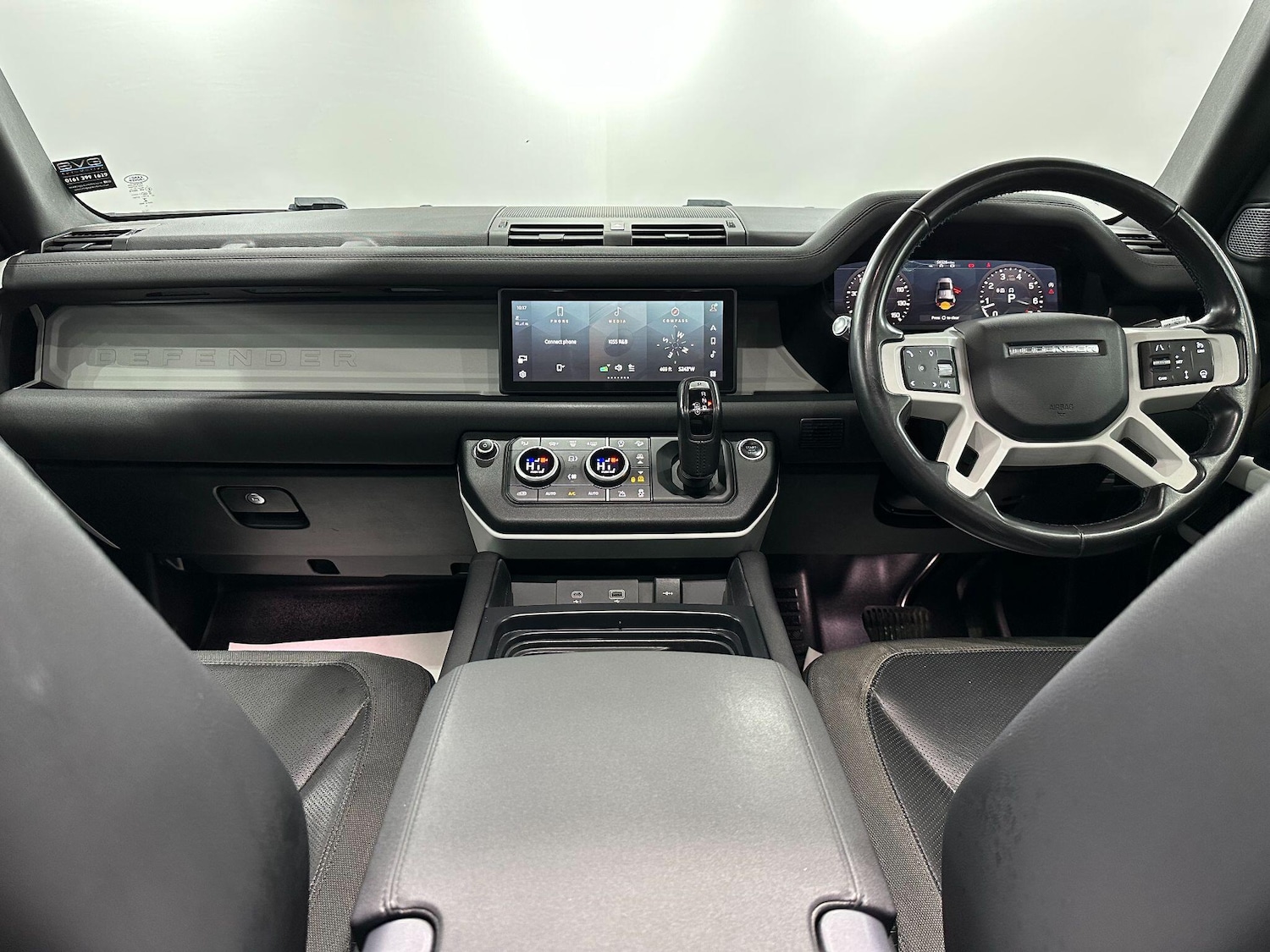 Used Land Rover Defender 110 2020 for sale - 76824720: Photo 57