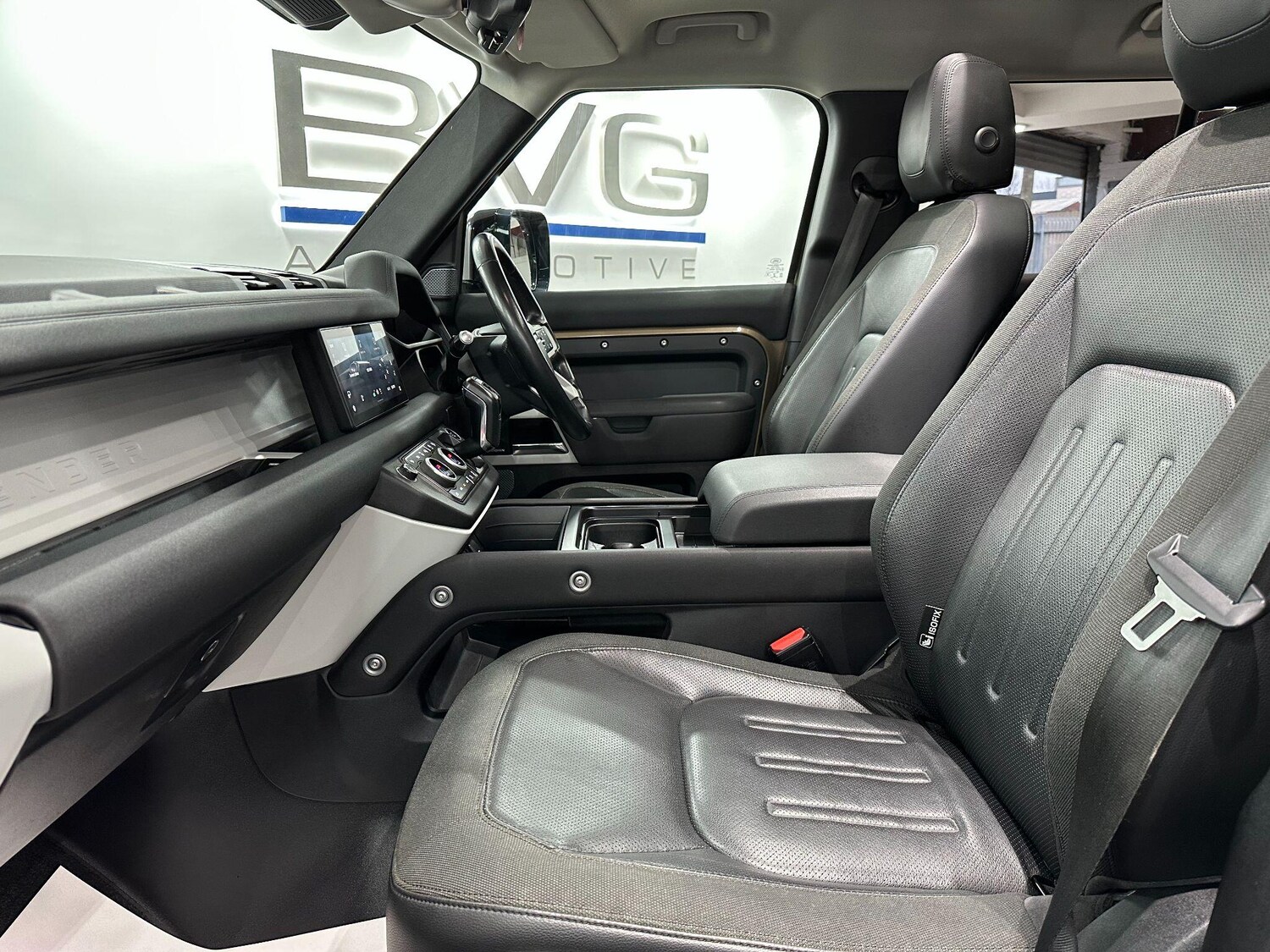 Used Land Rover Defender 110 2020 for sale - 76824720: Photo 68