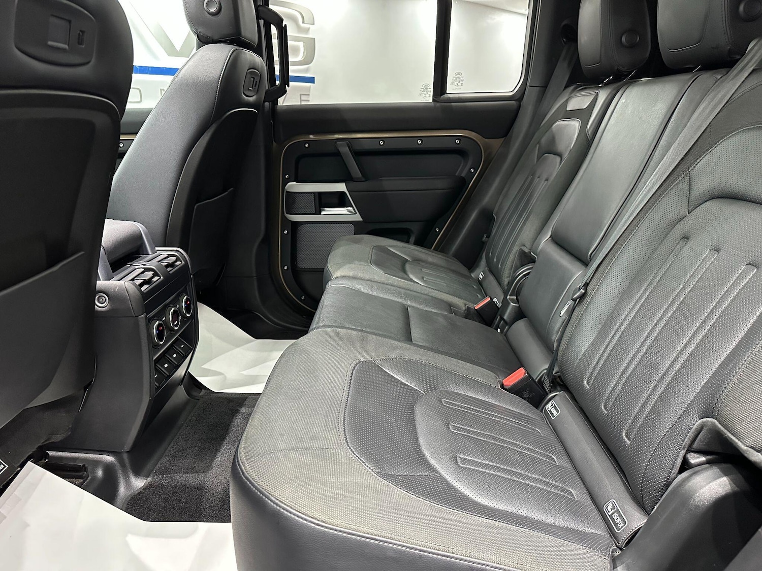 Used Land Rover Defender 110 2020 for sale - 76824720: Photo 71